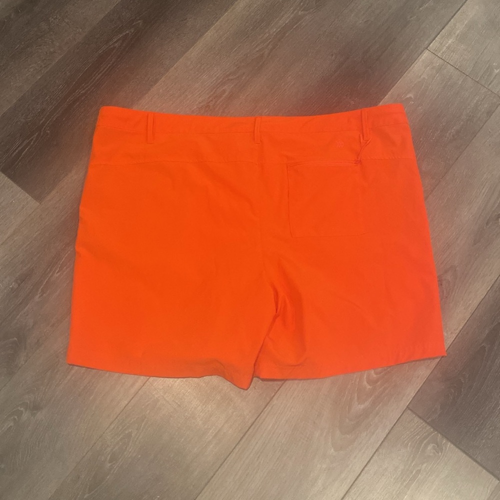All in Motion Women's Orange Shorts NWOT - Picture 4 of 4